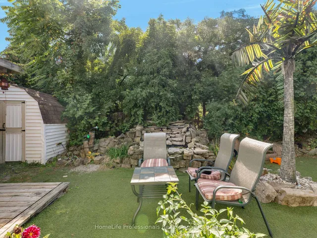 Additional image 46 of 40 Yeoville Crt