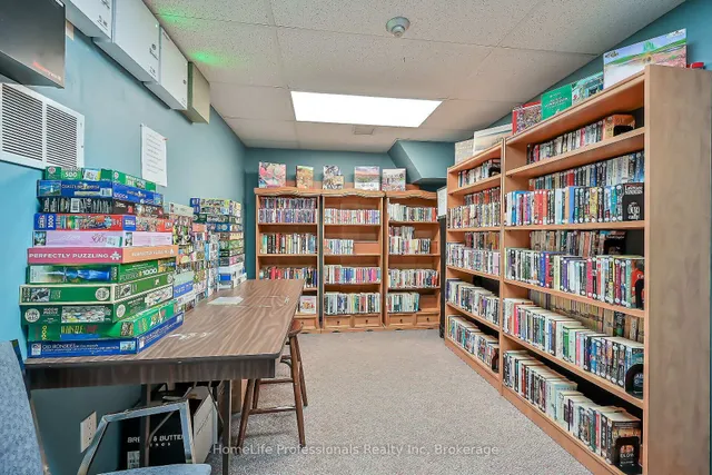 Additional image 38 of 52 Twentyplace Blvd Unit 28