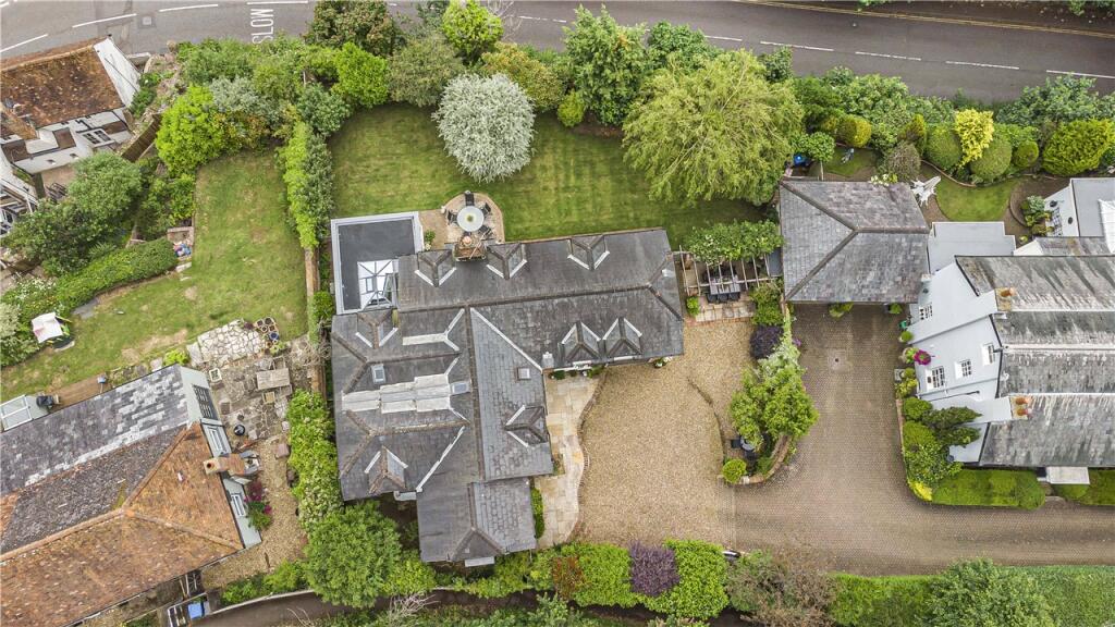 Additional image 35 of Halls Close, Hobbs Hill, Welwyn, AL6