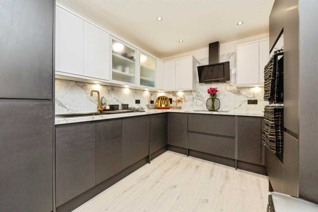 Additional image 2 of Mount Pleasant Lane, Hatfield