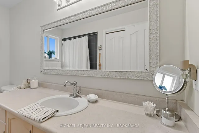 Additional image 30 of 20 Diamond Crt