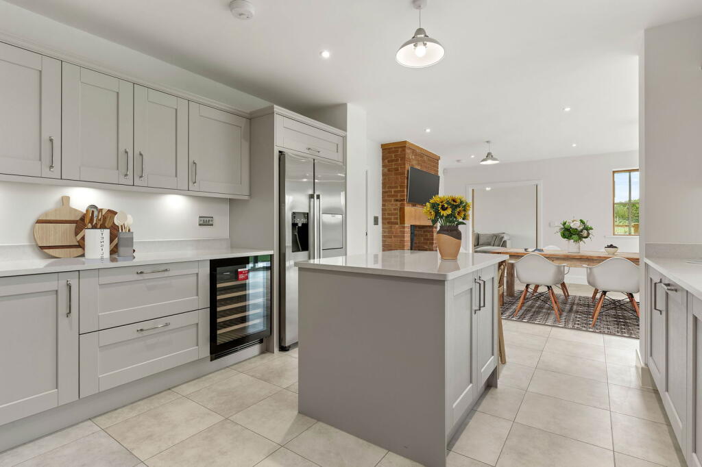 Additional image 18 of Stunning 4 bedroom country home with 4.52 acre paddock