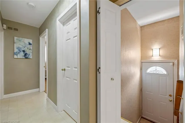 Additional image 17 of 142 Fernwood Cres