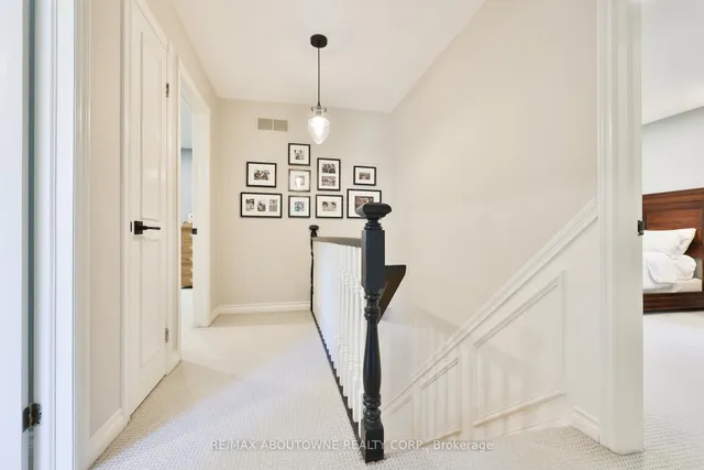 Additional image 23 of 206 Rossmore Blvd