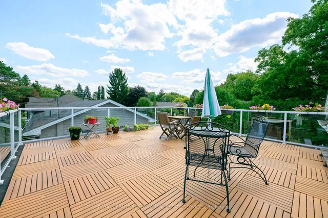 Additional image 37 of 912 Boothman Ave