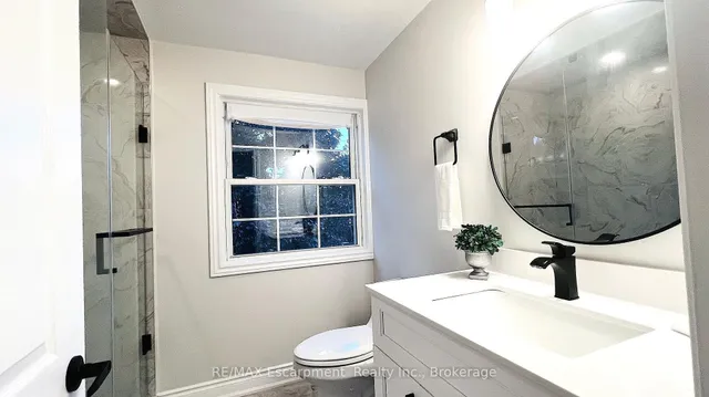 Additional image 27 of 350 East Side Cres