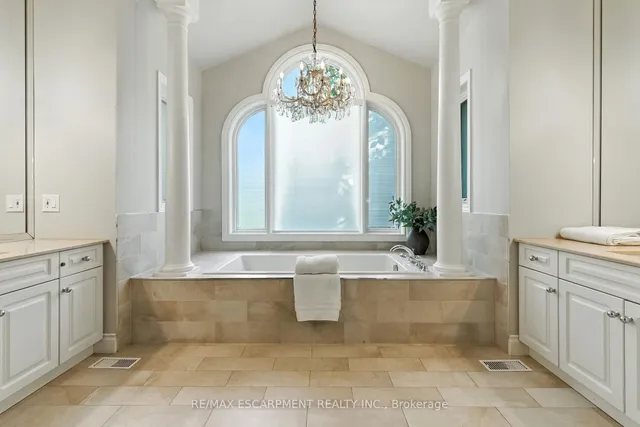 Additional image 9 of 26 PARKSHORE Pl