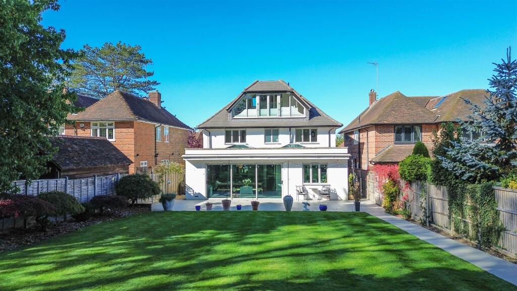 Additional image 24 of Bradmore Way, Brookmans Park