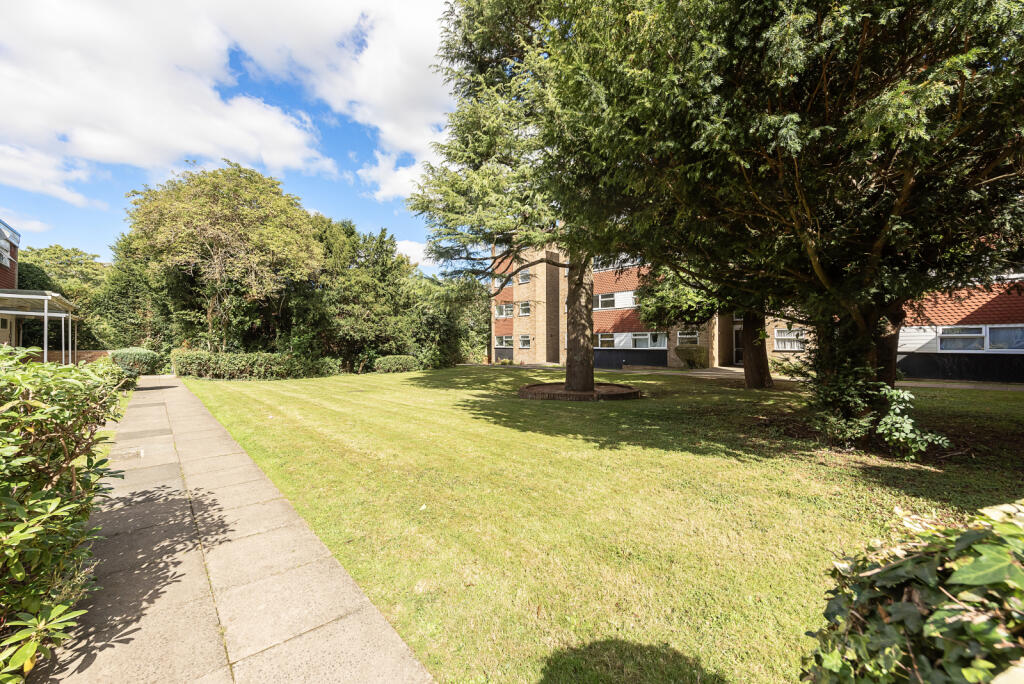 Additional image 8 of The Cedars, Milton Road, Harpenden, Hertfordshire, AL5