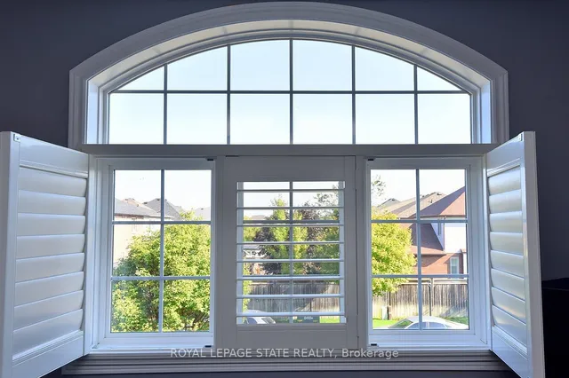 Additional image 37 of 12 Degrow Cres