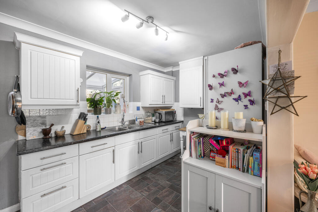 Additional image 5 of Barfolds, Hatfield, AL9