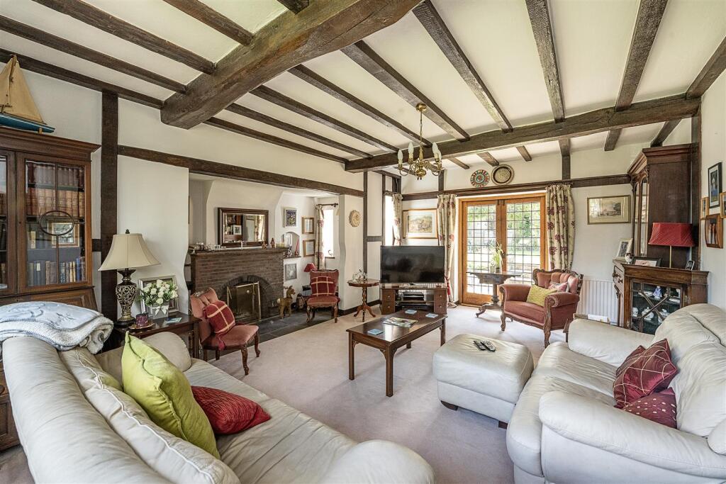 Additional image 3 of Lyndhurst Drive, Harpenden