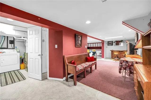 Additional image 29 of 27 Paradise Rd