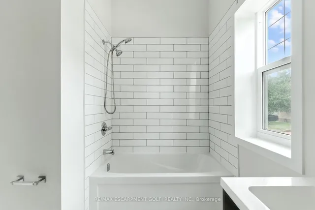 Additional image 15 of 684 Beach Blvd