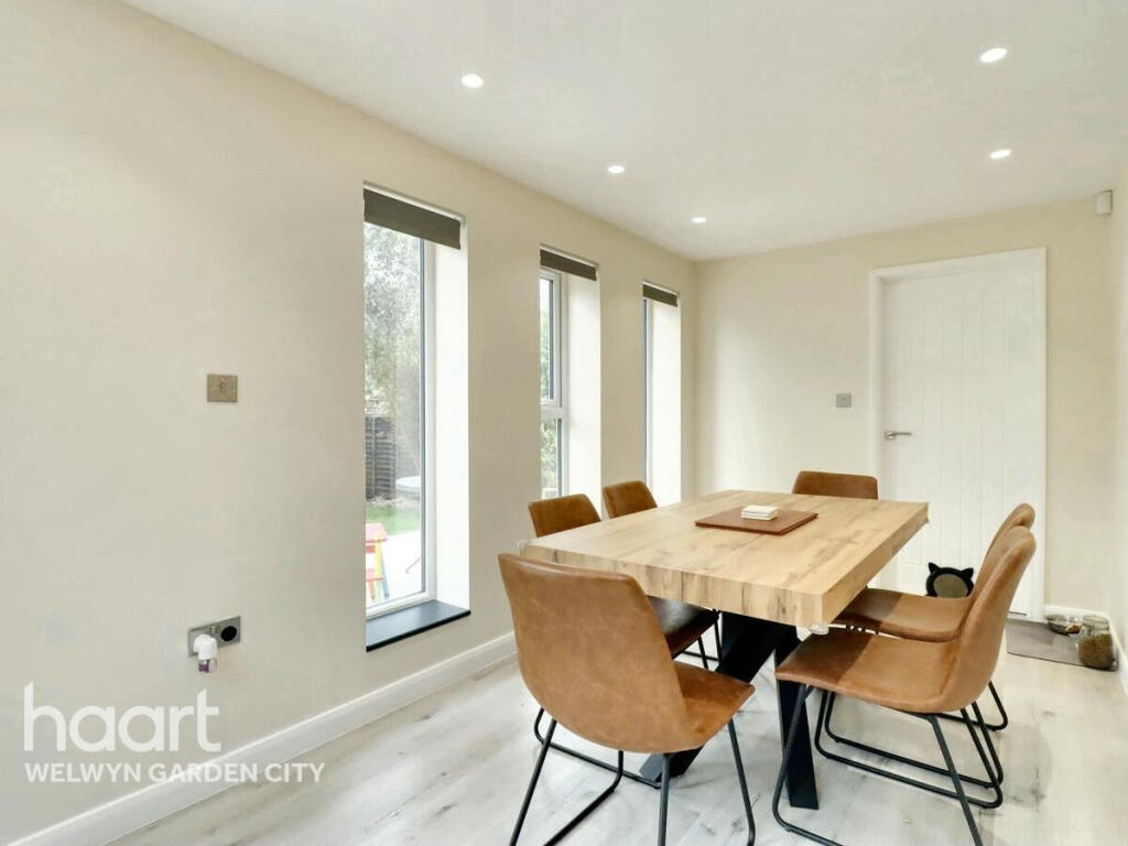 Additional image 16 of Peartree Lane, Welwyn Garden City