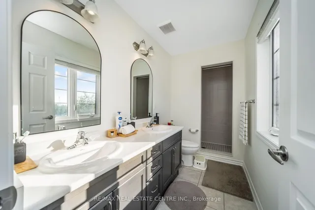 Additional image 32 of 486 Etheridge Ave