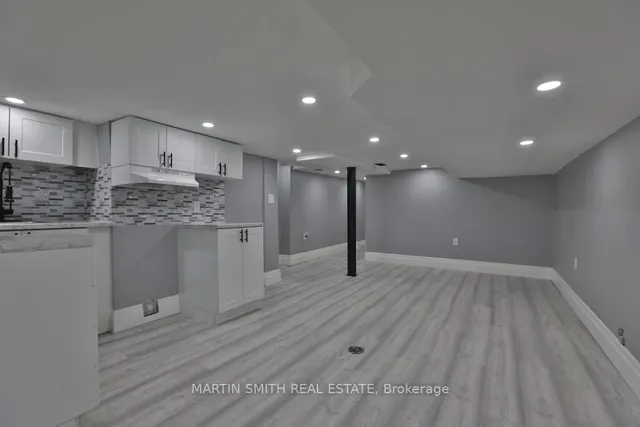 Additional image 34 of 48 Pearl St