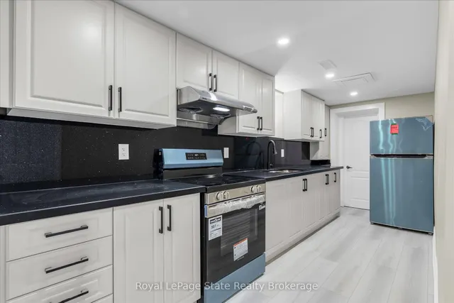 Additional image 20 of 1965 Brampton St