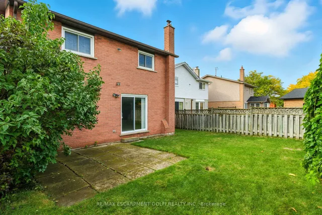 Additional image 34 of 24 Ellington Ave