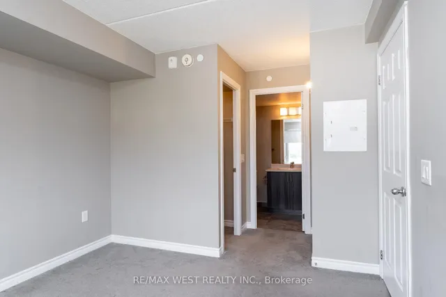 Additional image 27 of 716 Main St Unit 910