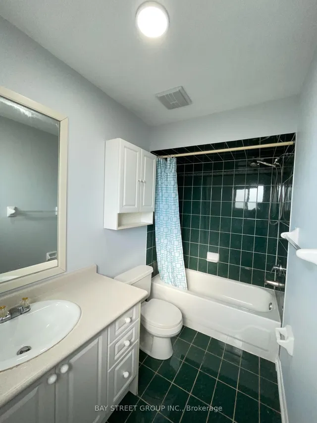 Additional image 13 of 4404 Vallence Dr