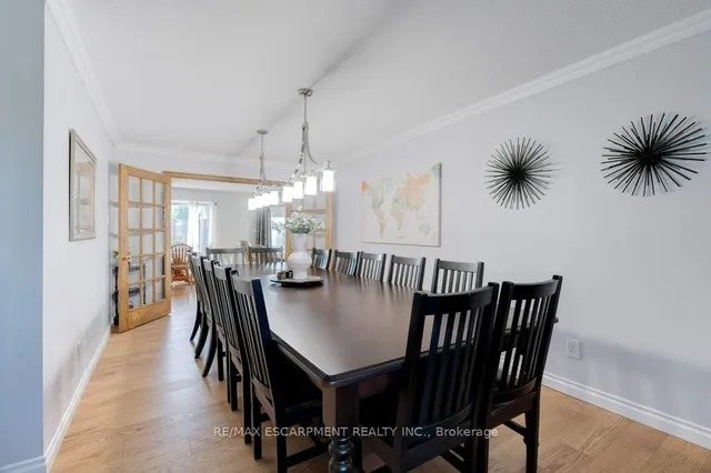 Additional image 6 of 37 WEST Ave