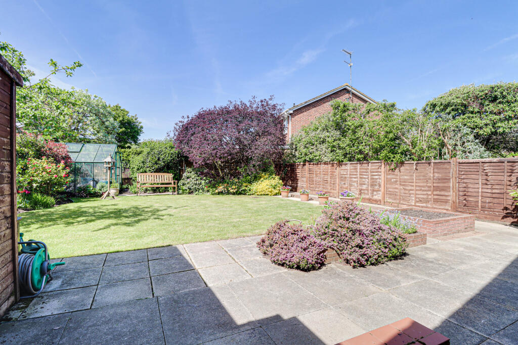 Additional image 14 of Villiers Crescent, St Albans, AL4