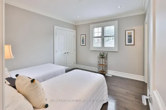 Additional image 28 of 2229 Lakeshore Rd