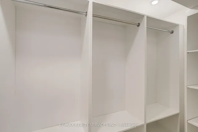 Additional image 34 of 5133 Cherryhill Cres