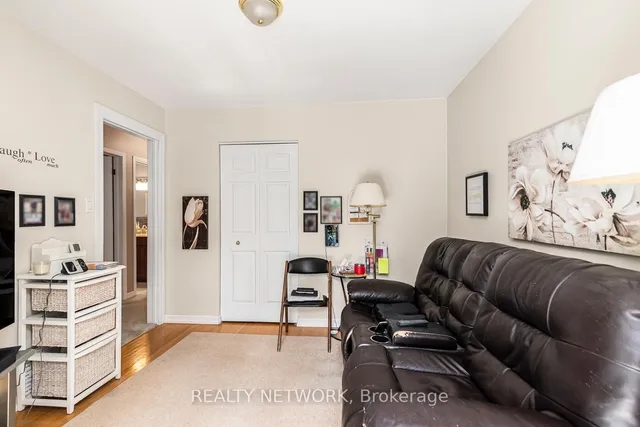 Additional image 19 of 23 Tyrone Dr