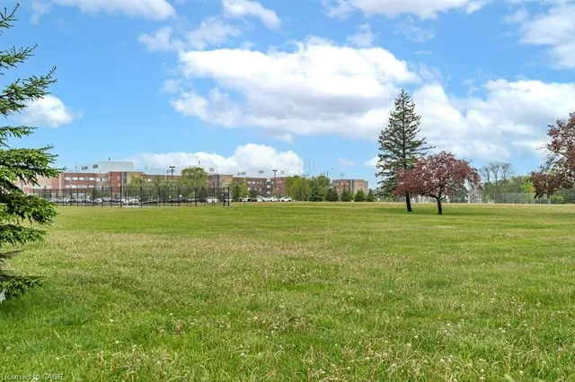 Additional image 32 of 55 West 5th St