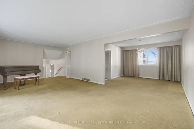 Additional image 8 of 264 Camelot Dr