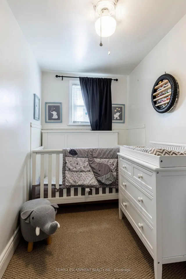 Additional image 20 of 118 Julian Ave