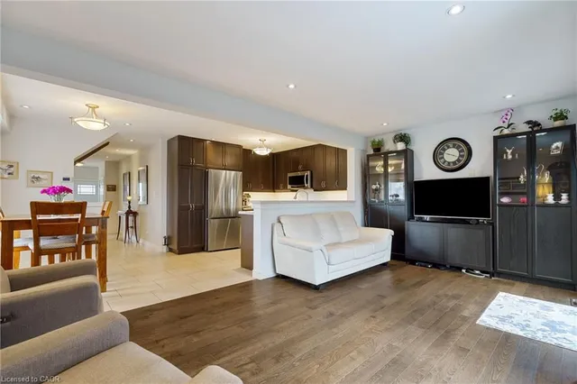 Additional image 25 of 615 Rymal Rd Unit 49