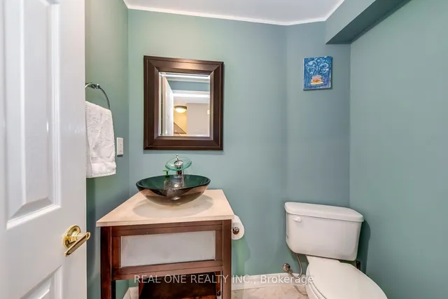 Additional image 41 of 5803 Page Cres