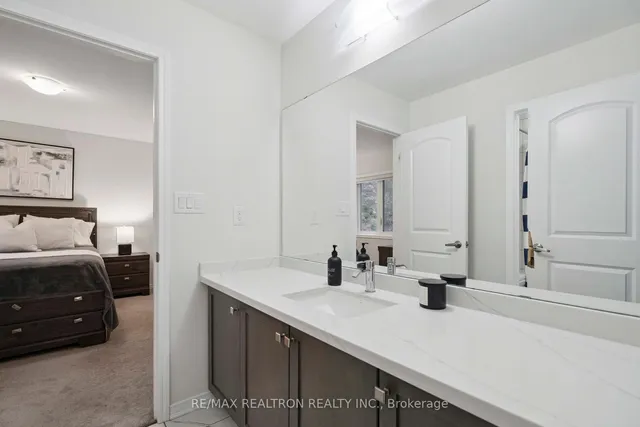 Additional image 28 of 233 Kinsman Dr