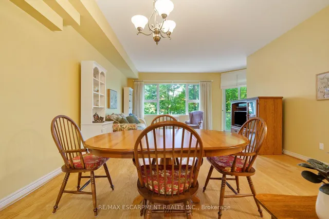 Additional image 6 of 77 Governors Rd Unit 102