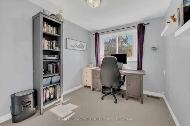 Additional image 31 of 10 ANGUS Rd Unit 124