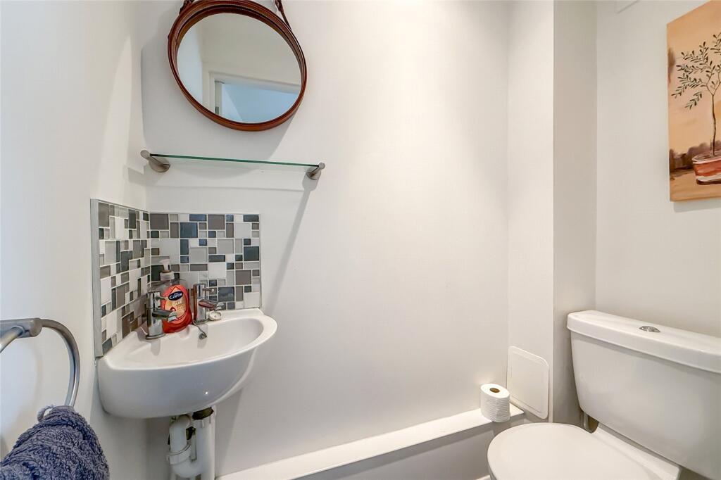 Additional image 14 of Villiers Crescent, St. Albans, Hertfordshire, AL4