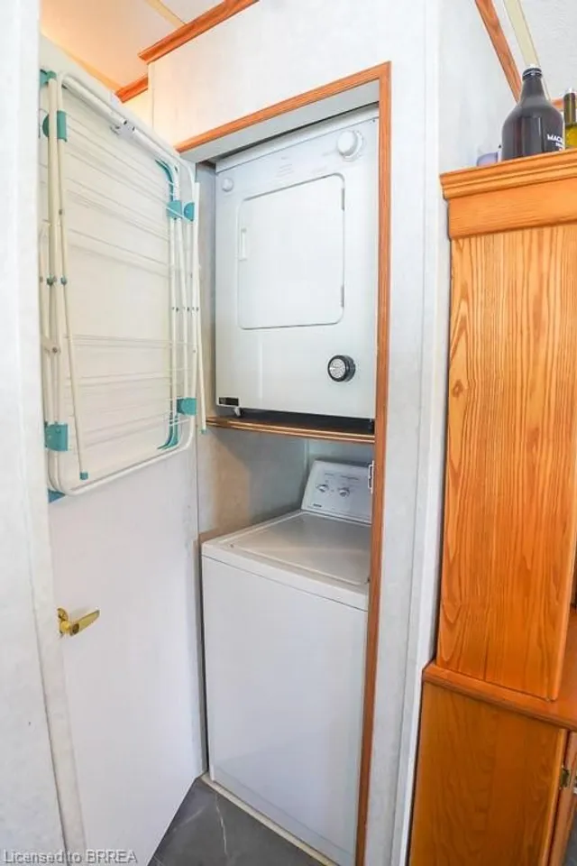 Additional image 44 of 2490 Governor's Rd Unit 17