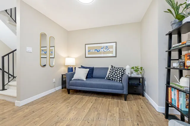 Additional image 11 of 235 Bronte St Unit 16