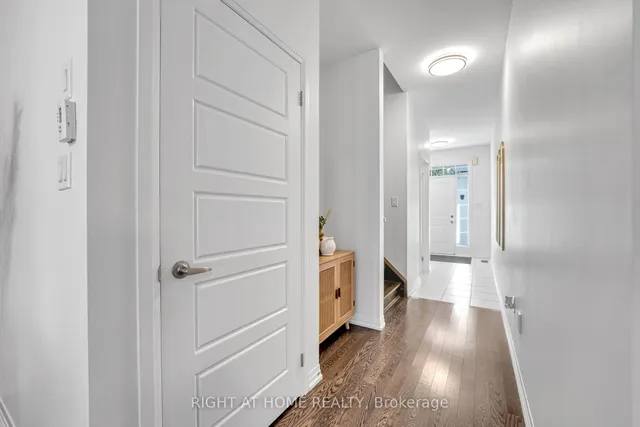 Additional image 21 of 59 Henry Cres