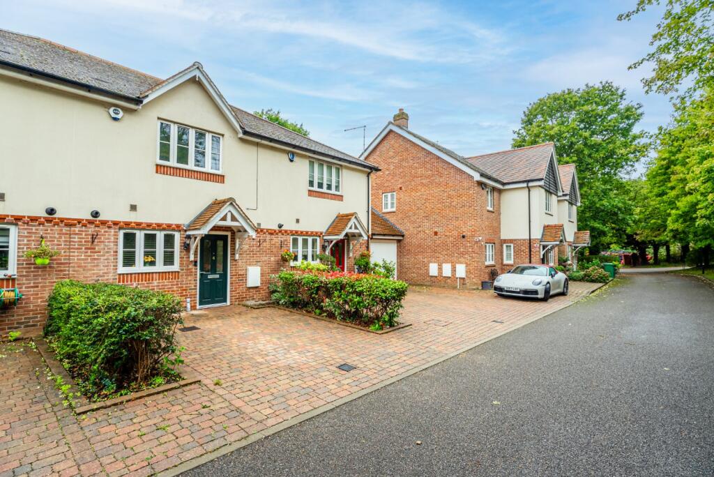 Additional image 17 of Heron Close, Wheathampstead, St. Albans, Hertfordshire, AL4