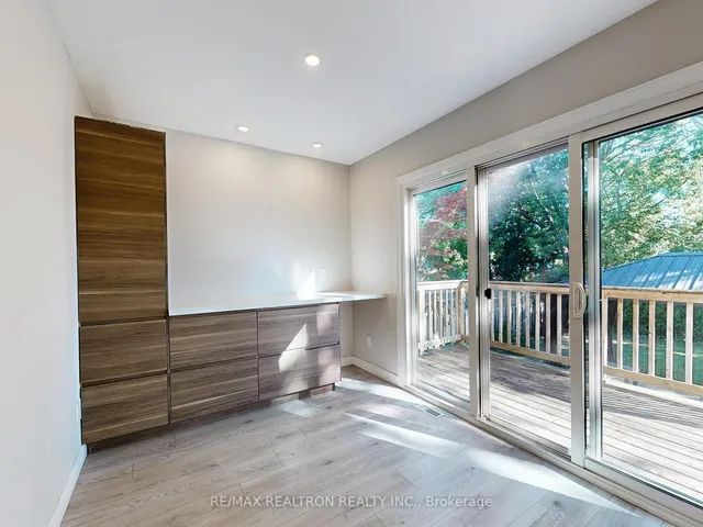 Additional image 11 of 5386 Sheldon Park Dr