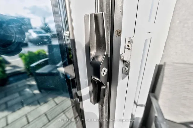 Additional image 24 of 1050 Main St Unit 114