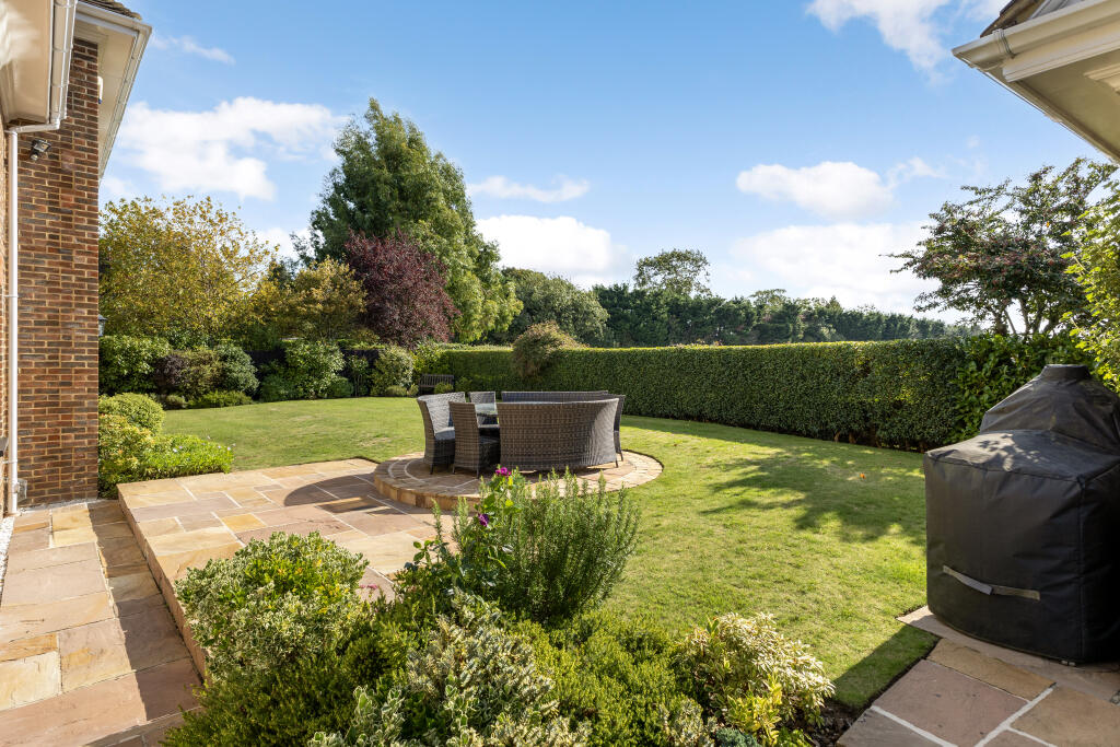 Additional image 16 of Prospect Lane, Harpenden, AL5