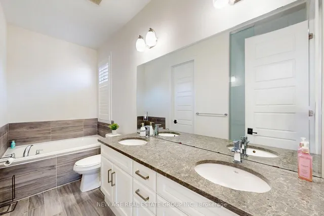 Additional image 26 of 153 Whitlock Ave