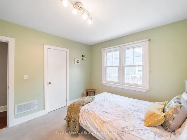 Additional image 27 of 938 King Rd