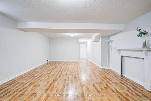 Additional image 27 of 79 Lorenzo Dr