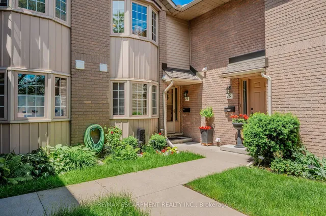 Additional image 7 of 38 Elora Dr Unit 21